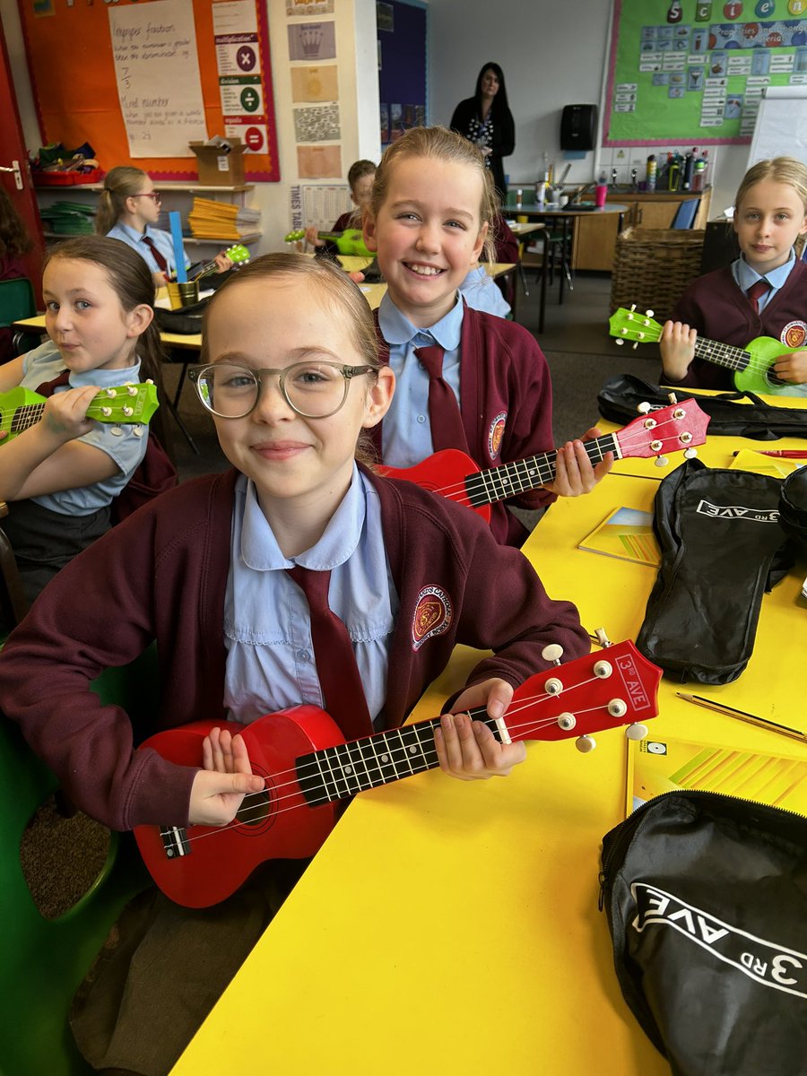 St Edwards’s Catholic Primary and Nursery School on Twitter "Year 5 are enjoying their ukulele