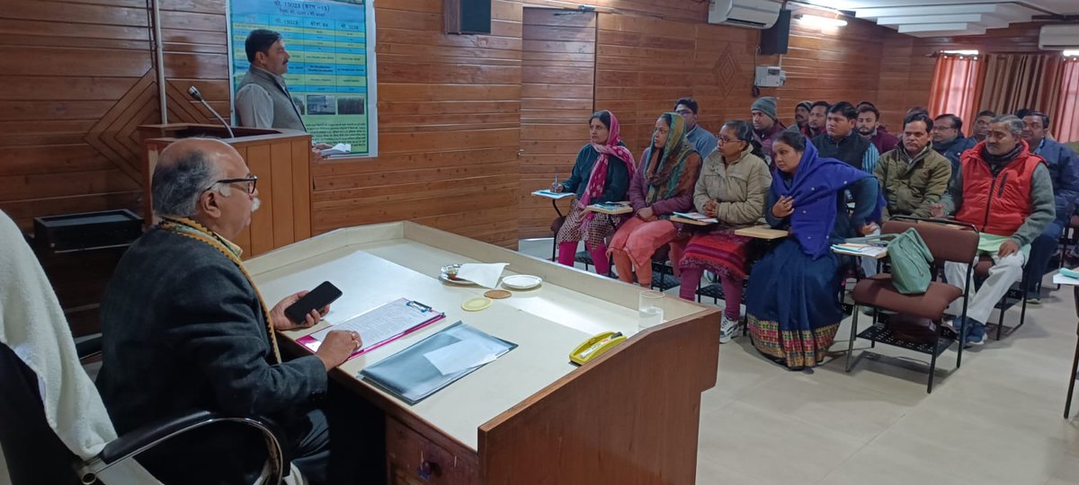 "गन्ना आयुक्त कार्यालय एवं गन्ना समिति संघ के कार्मिकों का तीन दिवसीय प्रशिक्षण कार्यक्रम संपन्न"
#upcane #trainingprogramme
<a href="/UPCane/">Cane Development UP</a>
<a href="/CMOfficeUP/">CM Office, GoUP</a>
<a href="/InfoDeptUP/">Information and Public Relations Department, UP</a>