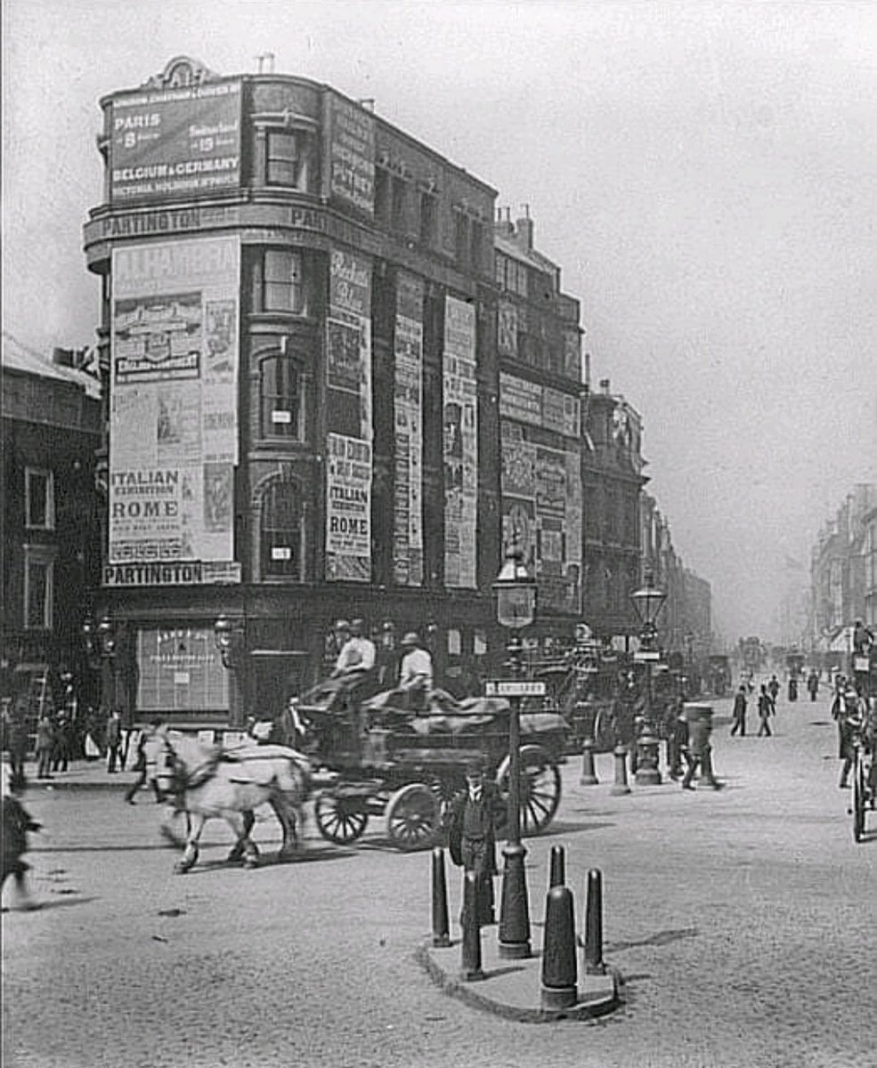 Looking up Tottenham Court Road from Oxford Street c1888