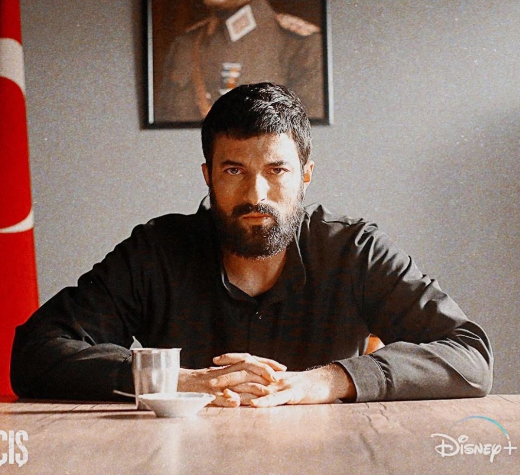 HaniyahMasowd's tweet photo. Haha opened my tv today and checked if #kaçiş was really on @disneyplusuk or that haniyah was #halucinating yesterday😅 & there he was @enginakyurek
#EnginAkyürek & #kaçiş what a beautiful reality
KaçışWorldPremiere
#EnginAkyürek #Kaçış
#Runaway
@DisneyPlusUK
@DisneyPlusTR https://t.co/f9m9QVIO8r