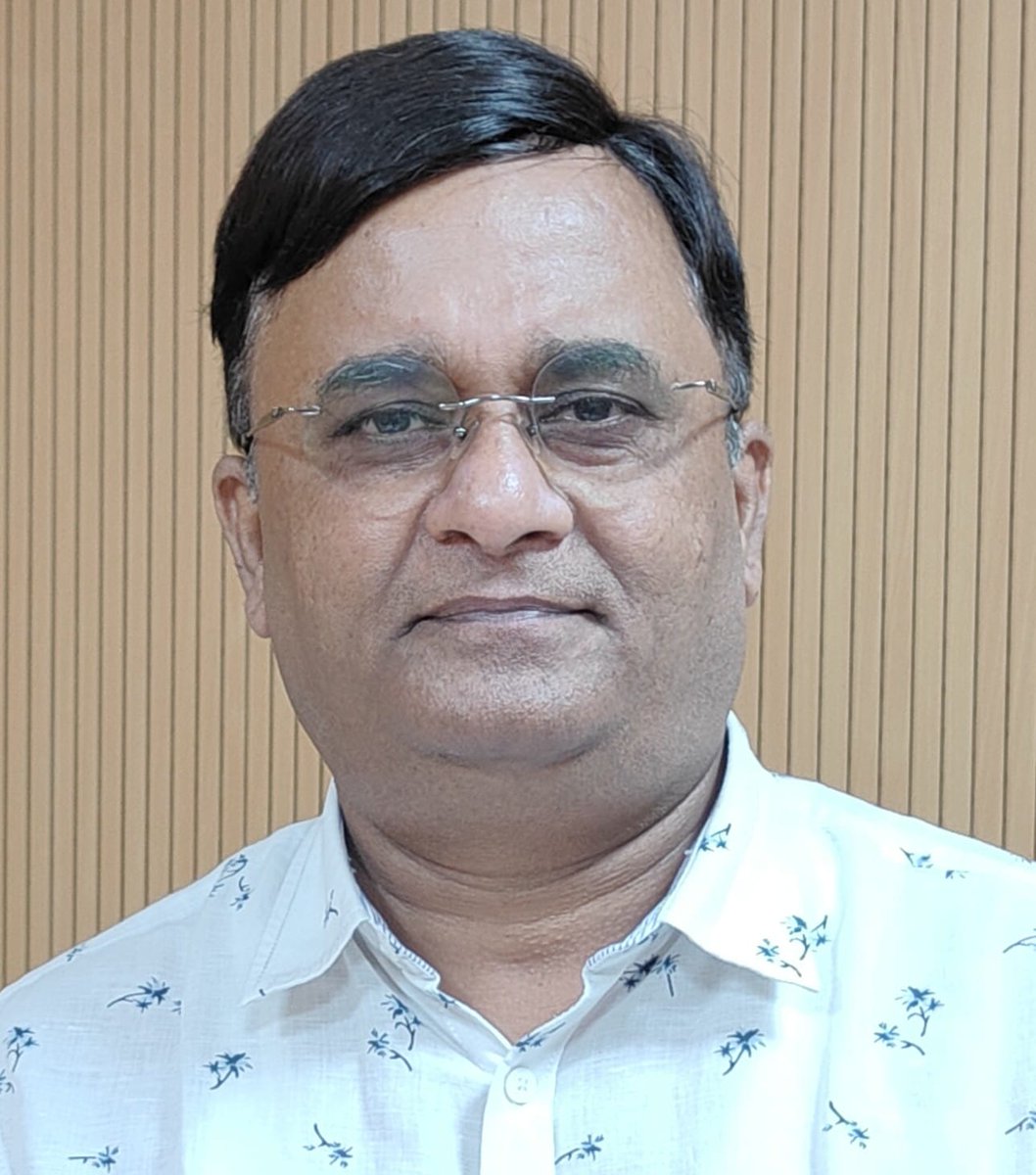 #MakingBHUProud 
Congratulations to Prof. Sunit Kumar Singh, Molecular Biology Unit, #IMS, on being conferred the 'Prof.Sohail Ahmad Award 2022' of Indian Academy of #Biomedical Sciences. The award is being presented to him for his contribution in #BiomedicalSciences.@VCofficeBHU