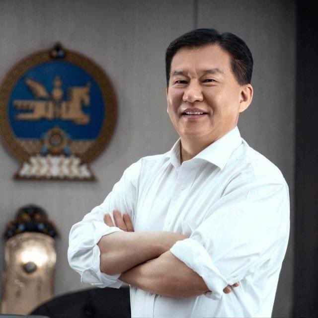 Дараагийн Ерөнхий сайд болох хүн гэж боддог 😜