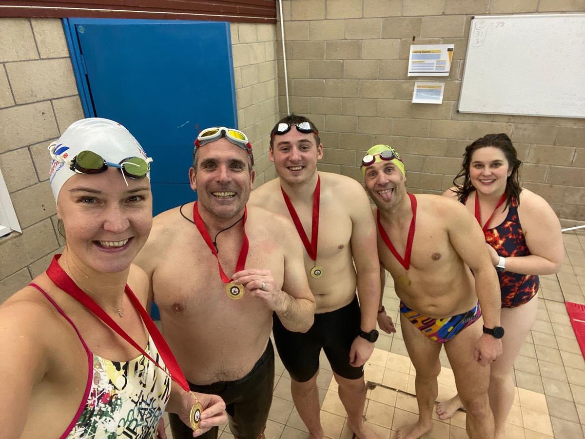torfaentriclub's tweet photo. Great start to 2023 with a relay race session tonight! Thanks Tim Clarke for keeping us entertained AND getting our heart rates up after the Christmas break. Much needed and great to be back in the pool again. @TorfaenLeisureT @TorfaenDolphins @torfaensport https://t.co/8wL8Mzvu6o