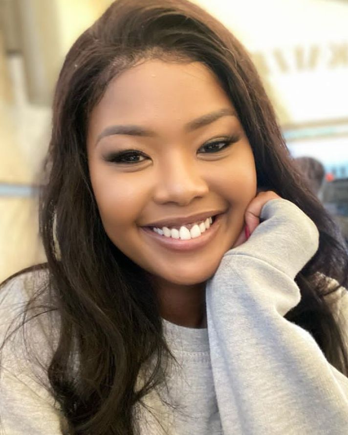 SthandileNkosi tweet media