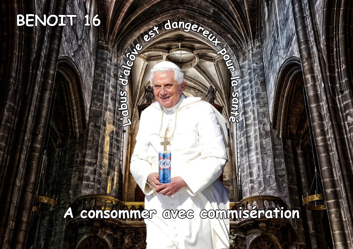 FucknewsHumour's tweet photo. Benoit 16 : L'abus d'alcôve est dangereux pour la #santé !
Retrouvez l'article sur https://t.co/iQRrzV4mAV
#jeudiphoto #BenoitXVI #benoit16 #pape #vatican #rome #religion #enterrement #obseques #elizabethII #QueenElizabethII #pele #kingpele #alcool #macron #poutine #COVID19 https://t.co/jPMX32t6Uw