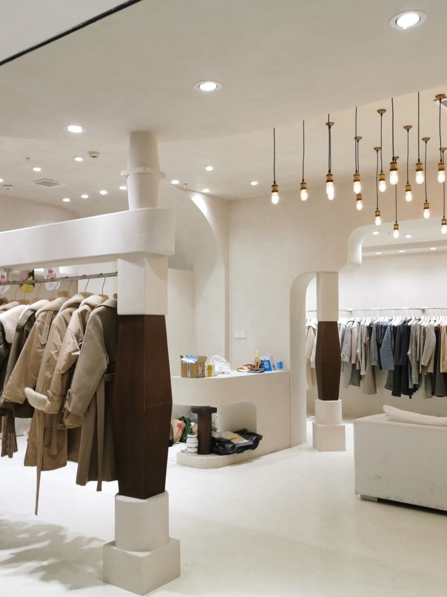 Time really flies💖
I have been operating a clothing store for almost three years.😊
From being unaccustomed to it to gradually enjoying it🎀
2022 is already a lucky year for me😍
I believe that 2023 will definitely be better🙏🎉🎉🎉

 #MorningSeex   #sports