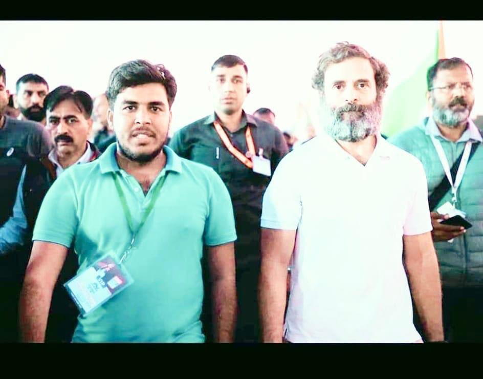 Nsui के पूर्व जिलाध्यक्ष छोटे भाई <a href="/pawan_badgotya/">PAWAN BADGOTYA MEENA</a> मीणा को जन्मदिन की बहुत बहुत बधाई एवं शुभकामनाएं 💐
#happybirthday 
<a href="/pawan_badgotya/">PAWAN BADGOTYA MEENA</a>