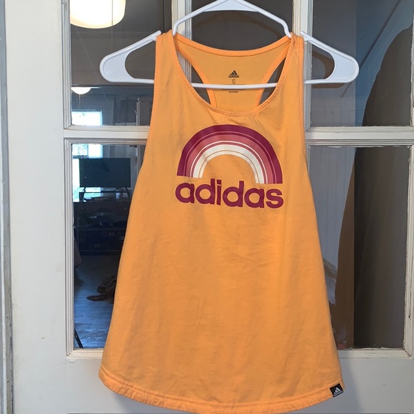 Cocobaywinning's tweet photo. So good I had to share! Check out all the items I'm loving on @Poshmarkapp #poshmark #fashion #style #shopmycloset #lovetree #adidas #noboundaries: https://t.co/0aiuSz6arU https://t.co/P7wxBGsRA0