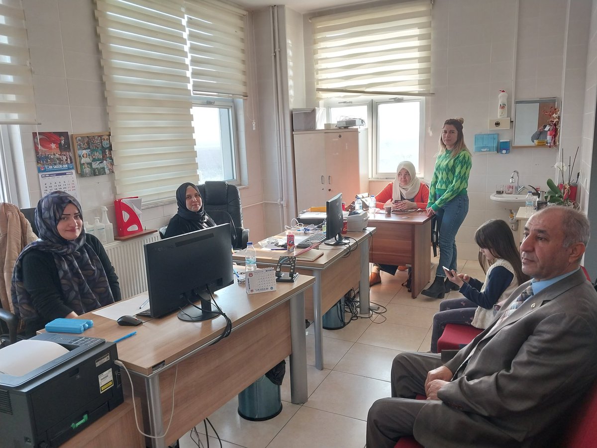 Hayrisahinx's tweet photo. KUMLU

Bugün Kumlu Devlet  Hastanesindeki Arkadaşları ziyaret ettik ilgi ve alakalarından misafirperliklerinden dolayı teşekkür ederiz. https://t.co/tvtCUoSJRC