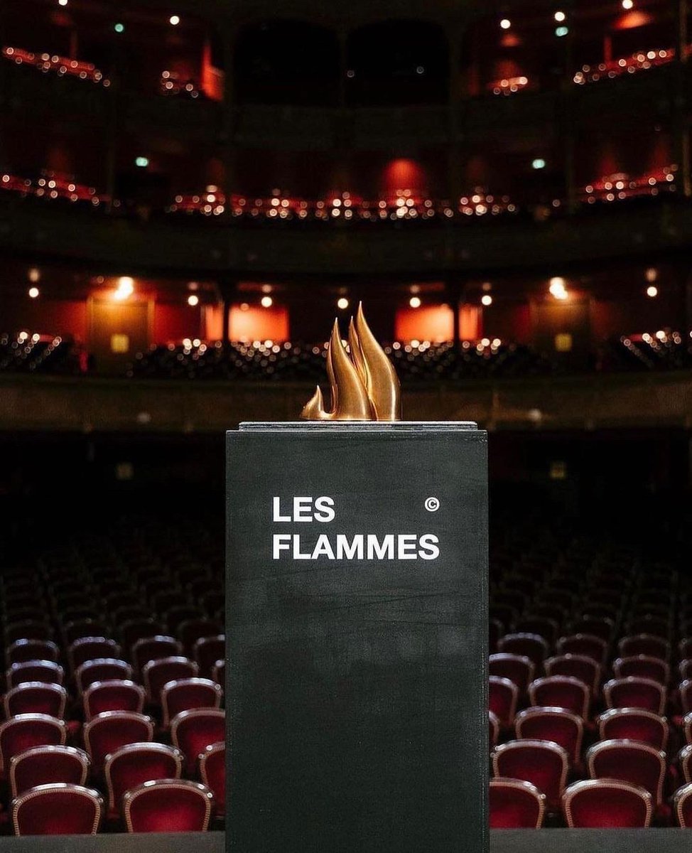 spotifyfrance's tweet photo. 📆 6 bonne nouvelles en 2023 📆

- Gazo, Hamza, Dinos, SCH, Djadja &amp; Dinaz à l’Accor Arena
- Lana Del Rey sort un nouvel album
- Le rap va être récompensé aux Flammes
- Rihanna va chanter au Superbowl
- Lomepal en tournée dans toute la France
- Kekra revient dans 3 semaines https://t.co/gCOULC0QNH