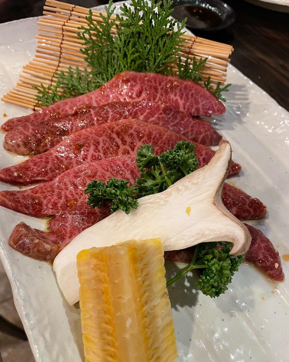 hryk10chan's tweet photo. 肉補給!!
と森田剛サイン https://t.co/s7AygkVqZr