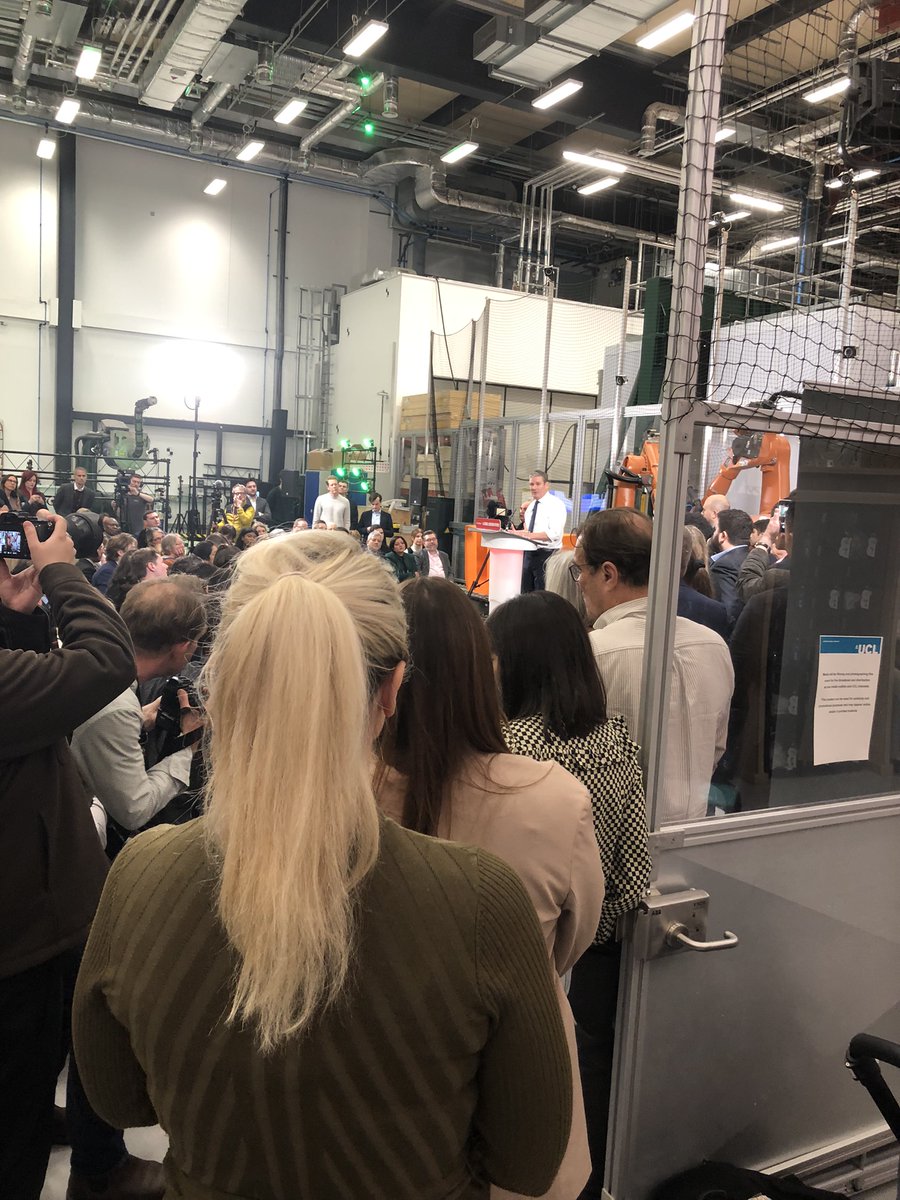 pezwritesstuff's tweet photo. 'you can't legislate your way out of 13 years of failure' - Keir on proposed anti-strike bill in his first big speech of the year. He hopes to engage with nurses and other key workers with real reform and dialogue - and I am hopeful. #KeirStarmer https://t.co/h2llMFlwXl