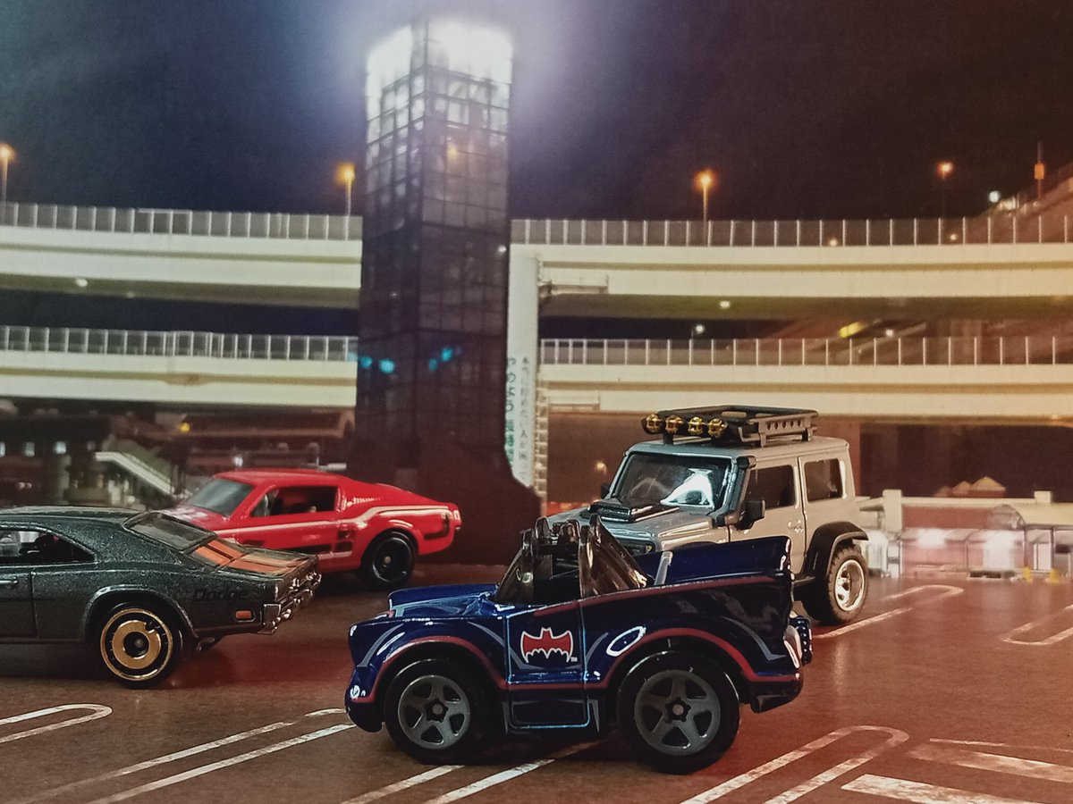 7minicar's tweet photo. 風火輪 HOT WEELS DC 蝙蝠俠 TV版 初代Q版蝙蝠車（BATMOBILE）
#164scale
#hotwheels 
#hotwheelscars
#164scalecustom
#diecastcars
#diecast164
#tomica 
#火柴盒小汽車 
#Majorette
#matchbox https://t.co/bfvxjSsdPQ
