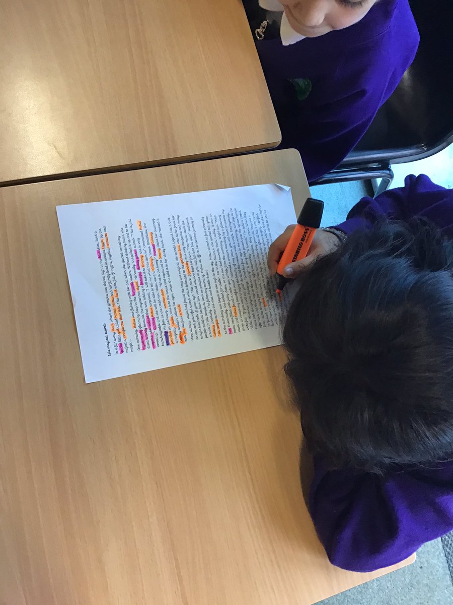 FreeholdC's tweet photo. Year 3 Lime have been looking at all the different word classes in our mythical story! It was a great chance to recap our knowledge after christmas, we retained a lot! #writing #wordclasses #collaboration #caredarefairshare https://t.co/NxNtRj13Il