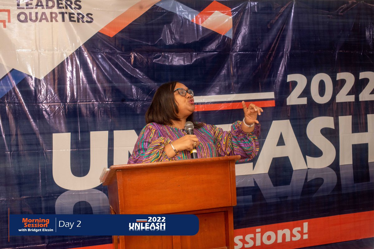 LQUnleash's tweet photo. Day 2 - Morning Session with Mrs. Bridget ELESIN {@bridgetelesin}

Expressions Beyond Gender Limitations.

#Unleash22
#December2022.
#Leadership
#Family #Gender
#Bootcamp
#LeadersQuarters https://t.co/Gyyq88XnGK