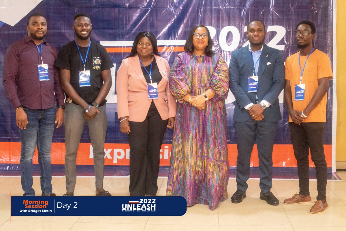 LQUnleash's tweet photo. Day 2 - Morning Session with Mrs. Bridget ELESIN {@bridgetelesin}

Expressions Beyond Gender Limitations.

#Unleash22
#December2022.
#Leadership
#Family #Gender
#Bootcamp
#LeadersQuarters https://t.co/Gyyq88XnGK