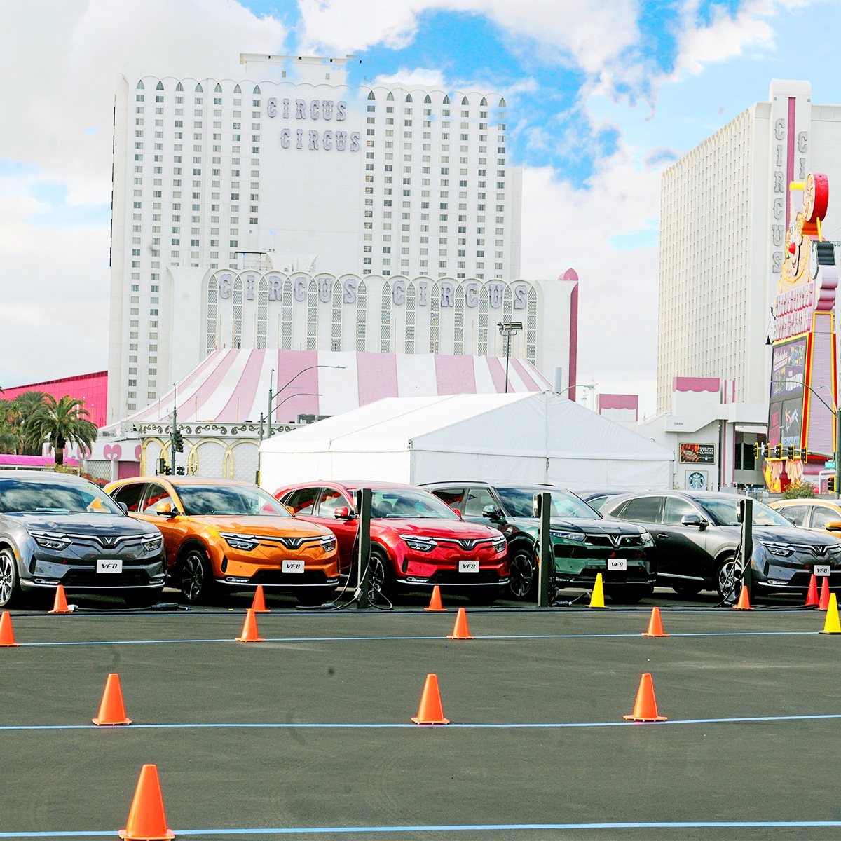 VinFastofficial's tweet photo. VinFast's booth is ready to welcome consumers at CES 2023 to come explore our VF 6, VF 7, VF 8, and VF 9 on exhibit, as well as to enjoy exclusive Vietnamese-inspired performances and delicacies! https://t.co/7xtFqVY0I5