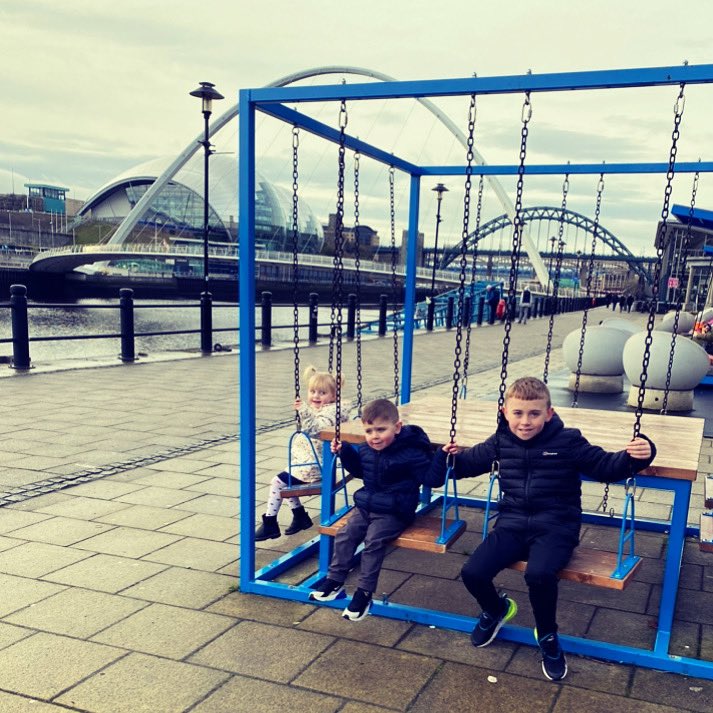 Love where we live!!! Lush little stroll along the river with my babies 🫶🏼🫶🏼🫶🏼 #NewcastleQuayside