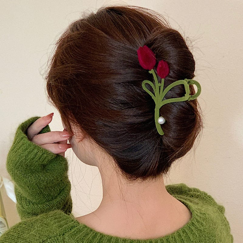 prettiestavenue's tweet photo. tulip claw clip https://t.co/EFFT1EOPzd