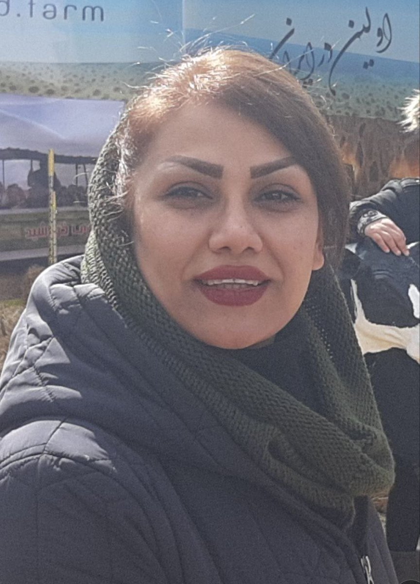 Arrested_voice's tweet photo. #فاطمه_نظري متولد ٦٢، اهل خوزستان و ساكن كرج در چهلم حديث نجفي بازداشت و در زندان كچويي در بند است. پدر و مادر وی هر دو فوت شدن و این دختر کسی رو نداره. شما صدای فاطمه باشید #FatemehNazari https://t.co/9jPlEX0zWk