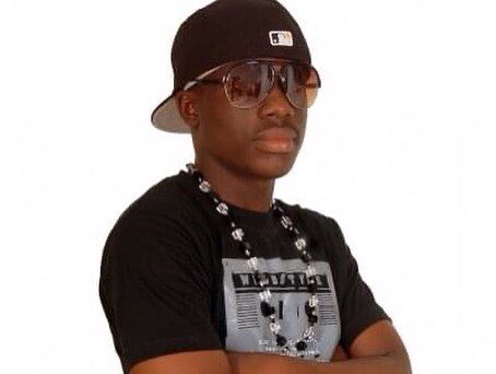 Tbt 😂😂 don’t forget to stream this link Ebetu (feat. Piesie Super) by Shamelongo  boomplay.com/songs/102713059  Playlisted  More Sounds <a href="/Boomplay/">BoomBim</a> Ghana boomplay.com/playlists/2775…  Jamz Sessions <a href="/Boomplay/">BoomBim</a> Ghana boomplay.com/playlists/4216…