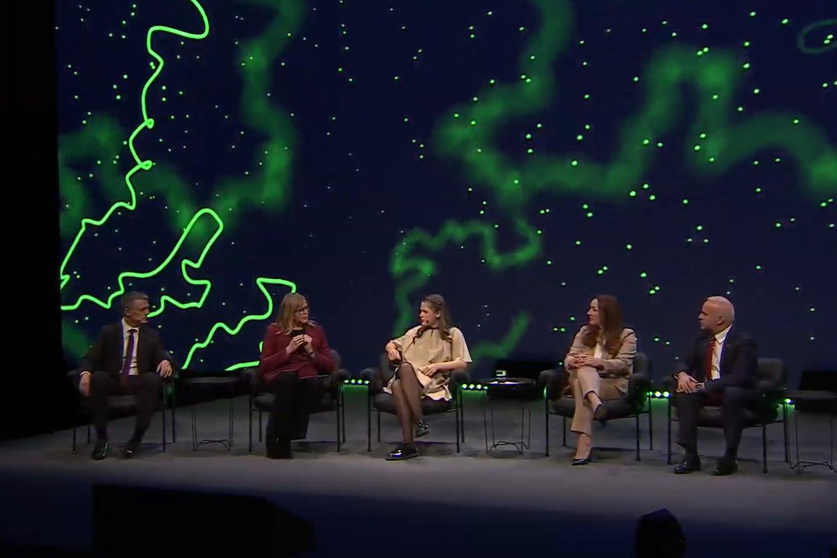 Statkraft (@statkraftas) on Twitter photo Løsningen på både klimakrisen og energikrisen er mer fornybar energi. Statkraft skal øke produksjonskapasiteten globalt med opptil 50 %, sier konserndirektør Birgitte Ringstad Vartdal på NHOs årskonferanse.
#ÅK23 Løsningen på både klimakrisen og energikrisen er mer fornybar energi. Statkraft skal øke produksjonskapasiteten globalt med opptil 50 %, sier konserndirektør Birgitte Ringstad Vartdal på NHOs årskonferanse.
#ÅK23