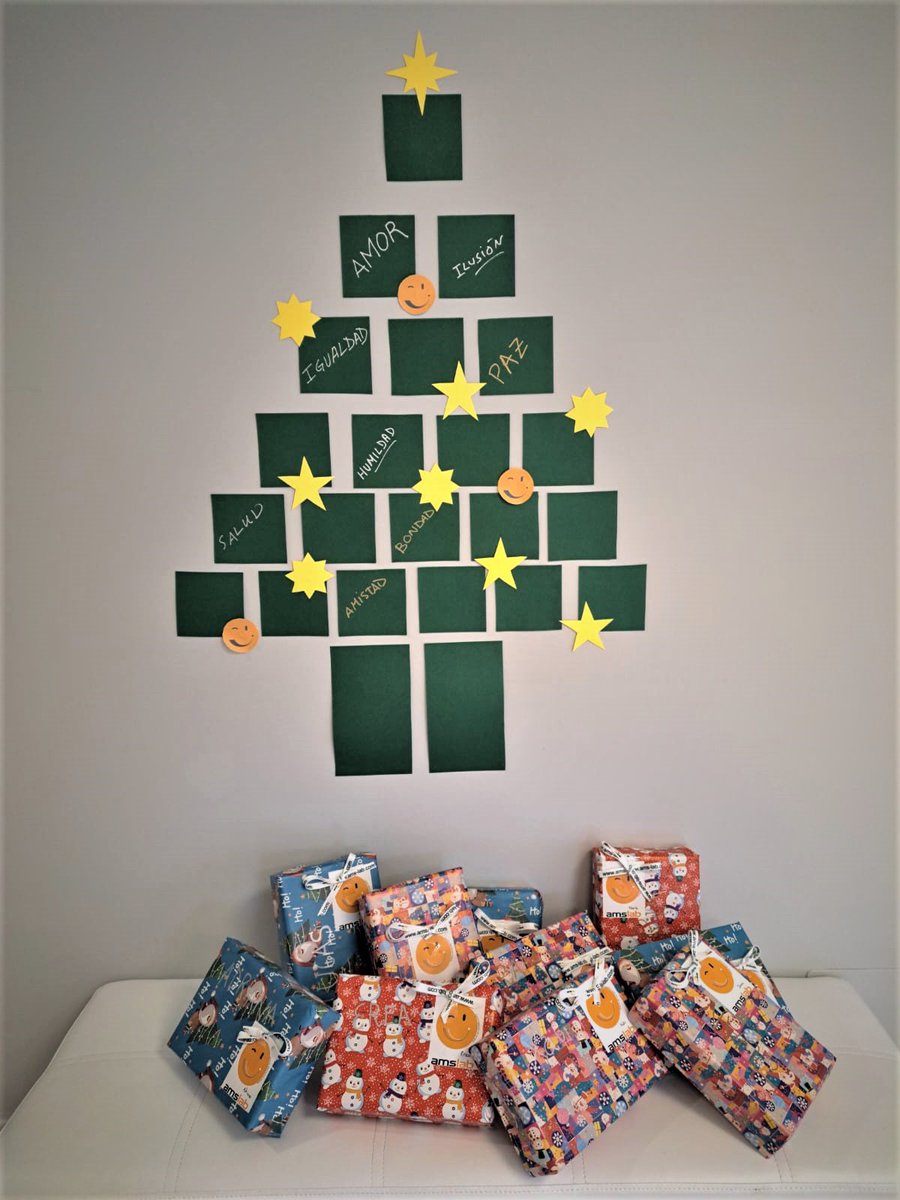 AMSlab's tweet image. Este año los Reyes Magos se han pasado por las instalaciones de #AMSlab para dejar un regalito a los #AMSkids.

Los más peques de la casa, son los que cada día, llenan de alegría y recargan las pilas a los papis y mamis que forman parte de nuestro equipo.

 ¡FELICES FIESTAS! 🥳