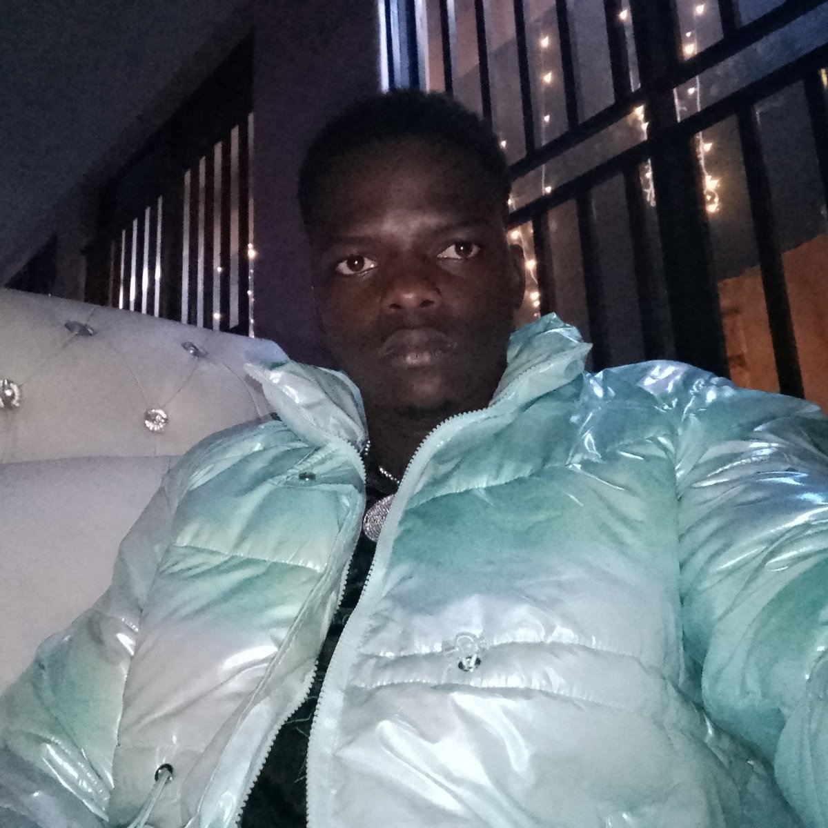 MagalaDenis2's tweet photo. #NewProfilePic https://t.co/bmfAys2gcM