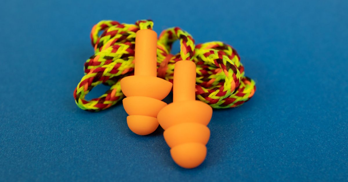 ASIPJournalClub's tweet image. One thing I do to support my sensory processing style is wear noise filtering ear plugs at work. They take the edge off the frequent alarms and loud voices but I can still hear enough to talk to people and be safe in my environment. 

#SensoryProcessing #NoiseFiltering #Earplugs