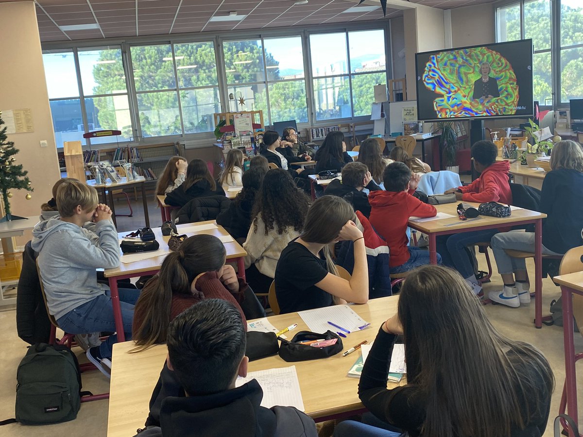 Collège Saint-Exupéry SLV tweet media