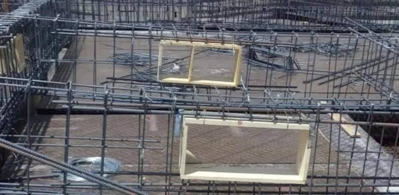 sinwan_4's tweet photo. 🏗️ اذا كنت طالب او مصمم او مقبل على البناء
وقابلتك  مشكلة وجود جسور ساقطة تتعارض مع تمديدات الإلكتروميكانيك ،وتريد عمل فتحه في الجسر لتمرير التمديدات ، اذا ما الحل؟!
يتبع.. 👇🏻
#رخص_البناء
#نصائح_في_البناء
#مراجعة_تصاميم_المتابعين https://t.co/2VCFPnl1IA