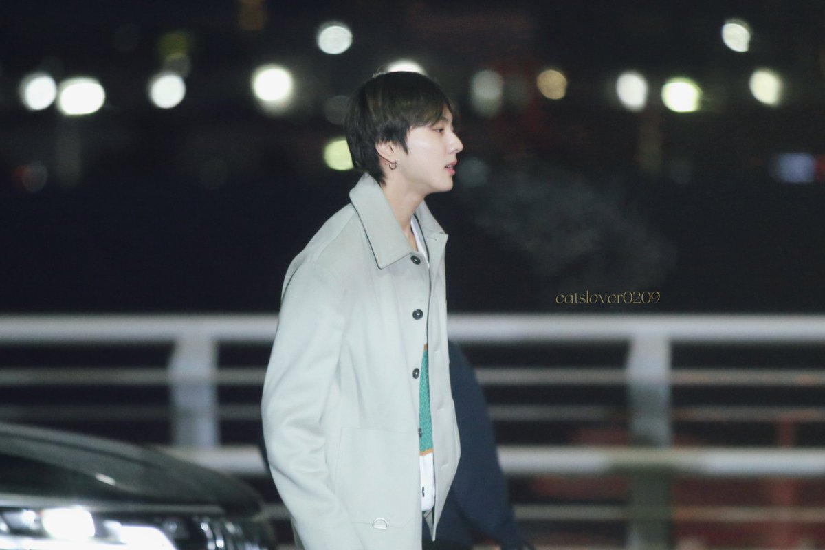 catslover0209's tweet photo. 230105 ICN
👦🏻💨
-
#ENHYPEN #정원 
#JUNGWON #엔하이픈 https://t.co/9oG3xUhxMp