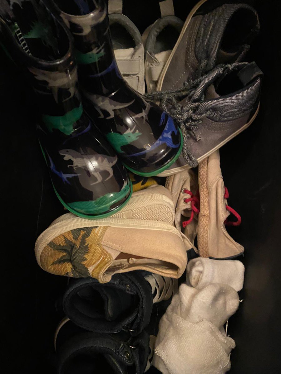 susanleenyc's tweet photo. Since last week, @alliance_cpb has been working closely with management at 231 Grand Street to provide assistance to our new neighbors. We’ve collected several bags of gently used children and women’s clothes. Going forward, we will collect new clothes for donation. Please dm us. https://t.co/7UswUUm1gt
