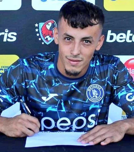 Out Of Context Football tweet media