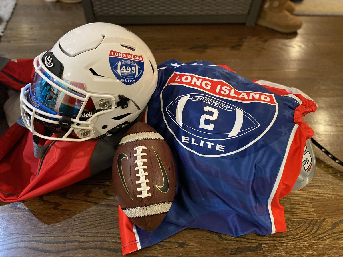 Alexbounds7's tweet photo. Ready to play in texas for the new years bowl and win the tournament @coache57 @BenjaminJCarey @LIEliteFootball @GeraldFilardi47 @Mann_O_Steel17 @JayFiedler @Newsday @KMaherNews12 @ProlificLab @k7pvproduction @NextGen_Pr @Gregg_Sarra @JaredValluzzi https://t.co/7zt4pIPHub