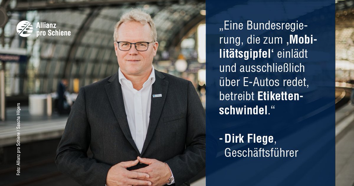 #Mobilitätsgipfel ohne Schiene, Bus und Fahrrad ist doch wieder nur ein Automobilitätsgipfel. #Verkehrswende funktioniert nur, wenn alle Verkehrsmittel eingebunden werden und vor allem diejenigen, die Mobilität heute schon elektrisch und klimafreundlich gestalten.