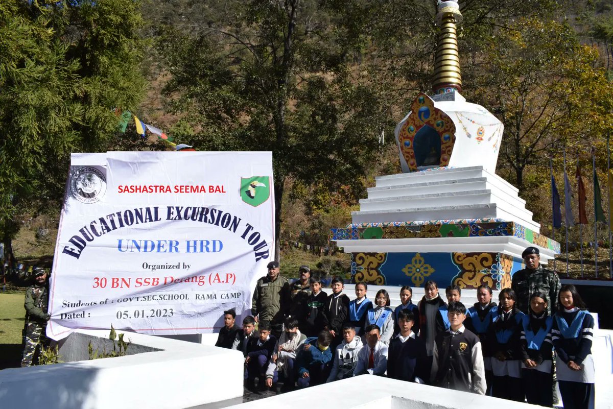 30BnSSB_INDIA's tweet image. On 05.01.2023, 30 BN SSB Derang ,(A.P) has organised a "Education excursion tour" of Govt.Sec.School Rama Camp, place at  Nyukmadong war Memorial under "Human  resource development"
#humanresourcedevelopment