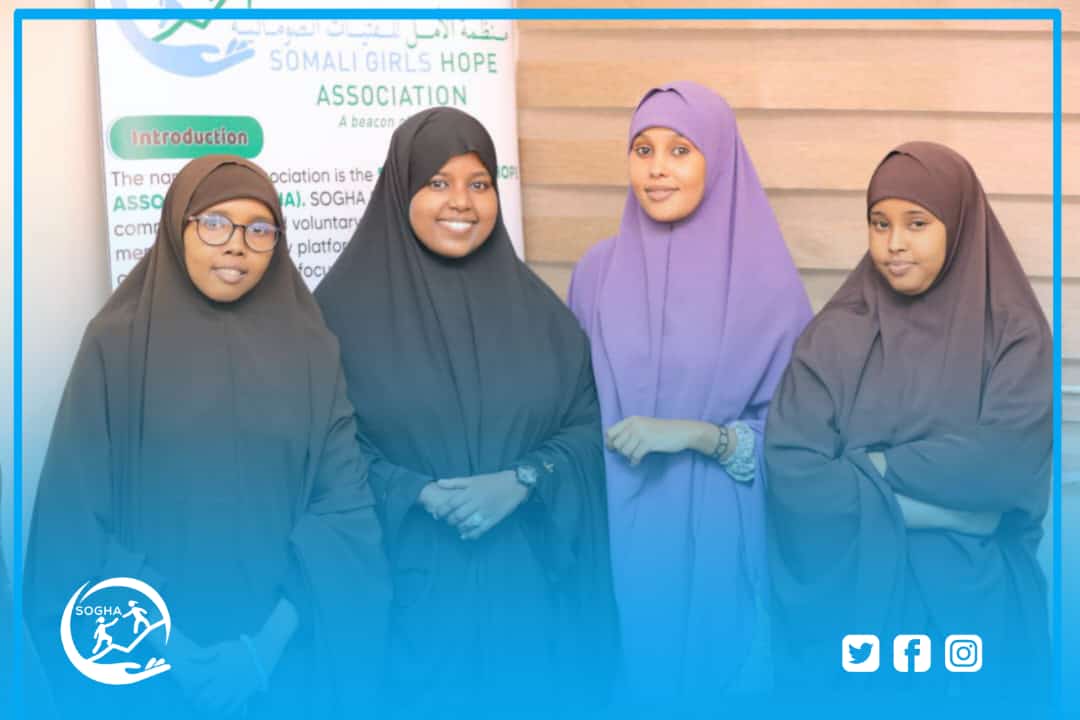 SOGHASom's tweet photo. This SOGHA gathering, We talked about how women can't find places in public to pray if they can't get home in time from work, school, University, etc.

   Our Masjids need ladies section; it really should be the norm. https://t.co/2plEf3aCsj