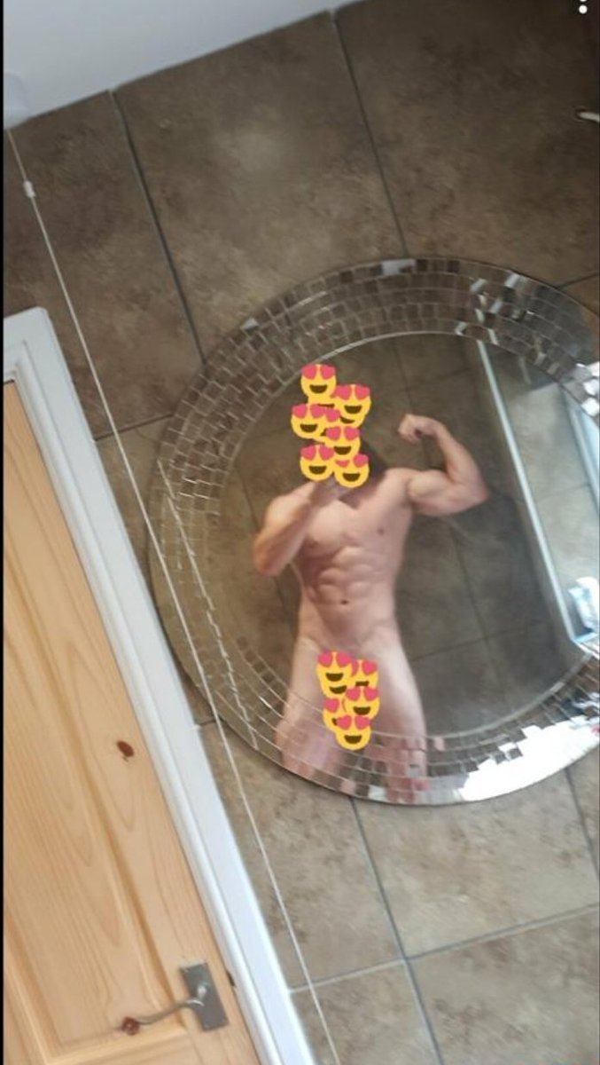 henchgymlad's tweet photo. Who wants to see!! 
Links in my bio!

#gym #muscles #flexing #big #massive #tensing #bodybuilding #bodybuilder #shorts #abs #biceps #onlyfans #gay #bi #straight #gaypride #ripped #legs #sub #findom #master #uk #USA #London #pt #onlinecoaching https://t.co/UDBywQ1VeS