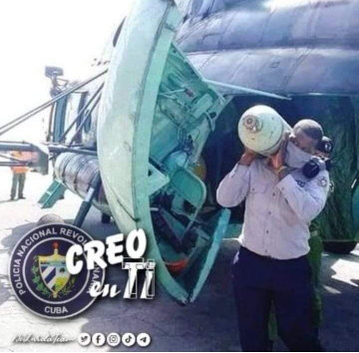 Por acciones como esta donde cada balón de oxígeno representaba varias vidas por salvar es que #CreoEnTi 

Bueno días ☀️
#HéroesDeAzul