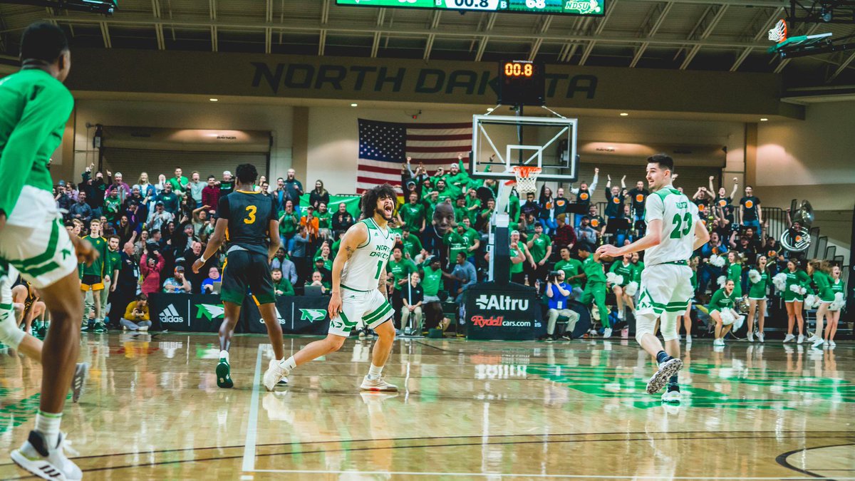 mason_klabo's tweet photo. After a great call last night, I’m thankful to receive an offer from the University of North Dakota! @NorthDakotaMBB https://t.co/BmWA9xbiFp