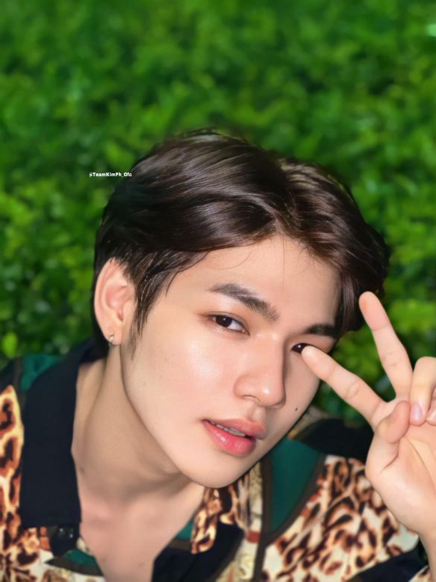 TeamKimPh_Ofc's tweet photo. Kimchi’s! Are you all excited for Kim’s performance of Astro Alive with his co-dream chasers? 🇸🇬🇵🇭🇹🇭

This talented person is also produces and composes music.
He came from a musical family 

Vote for Kim 🪁💜

#DreamMakerMission2 #DreamMaker #DreamChaser_KIM https://t.co/S4llqyYH2j