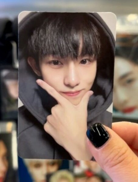 soonyunqi's tweet photo. a super duper mega ultra MUST have photocard https://t.co/NWGtqhlhjw