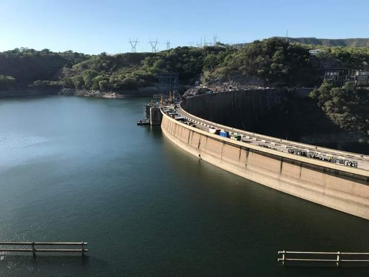 LAKE KARIBA WATER LEVELS increasing past few days due to increased local rainfall. Today, it's at 475.68m (1.32% usable storage) compared to 478.25m (19.17%) same date in 2022. Kariba is designed to operate btwn 475.50m &amp; 488.50m (with 0.70m freeboard) for hydropower generation.