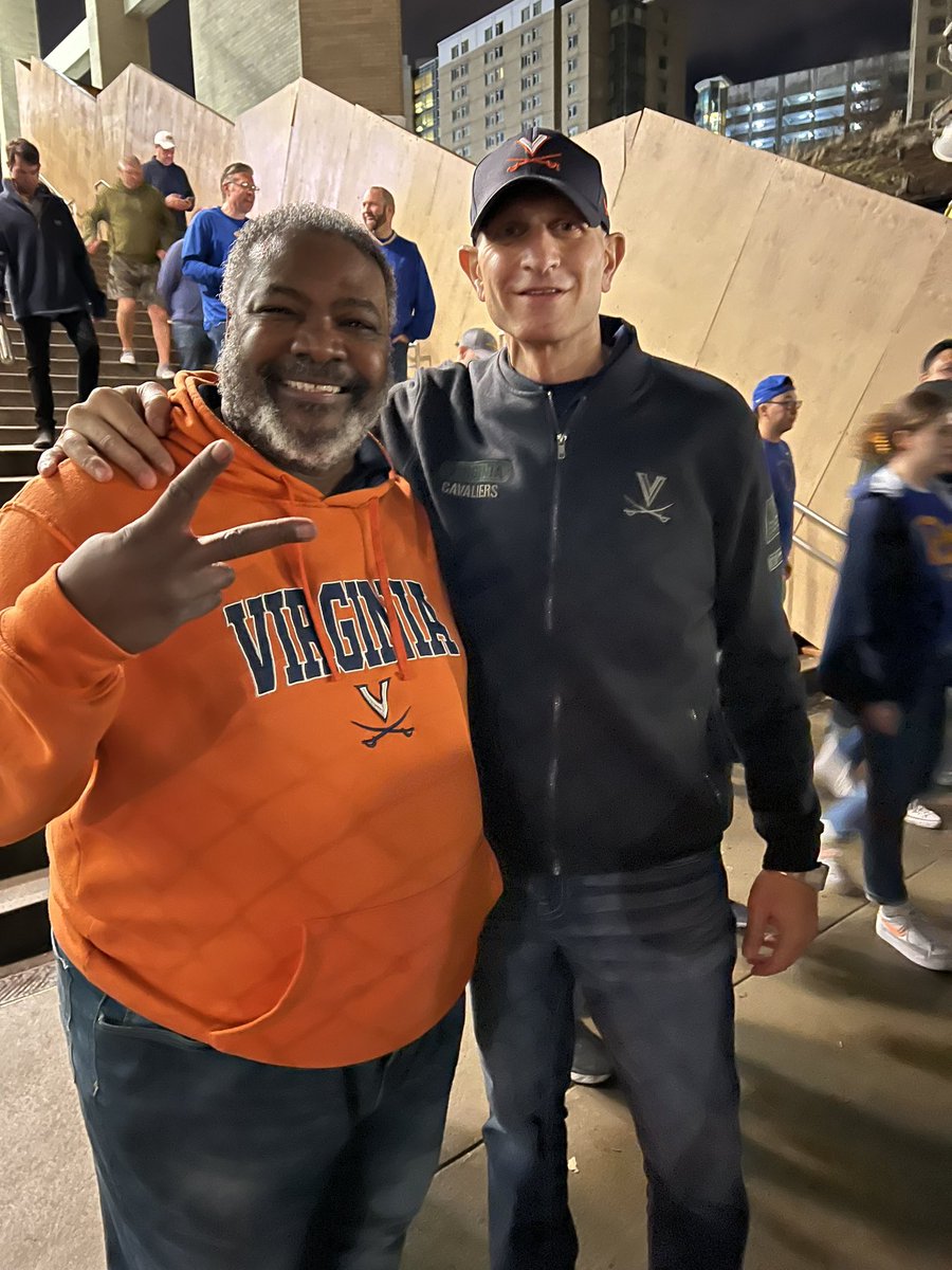 Great time with <a href="/RealDonnyDark/">Donny Bryant</a> and <a href="/dillonbryant_94/">Dillon Bryant</a> at UVA Pitt game.  Met Fady Chamoun Class of ‘99 FB Alum! #GoHoos
