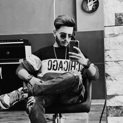 SepidehMoafi's tweet image. Today is #MehdiMohammadifard’s 19th birthday. Mehdi was sentenced to death not once but twice for allegedly helping organize &amp;amp; lead a protest in Nowshahr #Iran in September. A 19 y/o given a double death sentence for protesting basic human rights. Be his voice.🙏🏽 #IranRevoIution