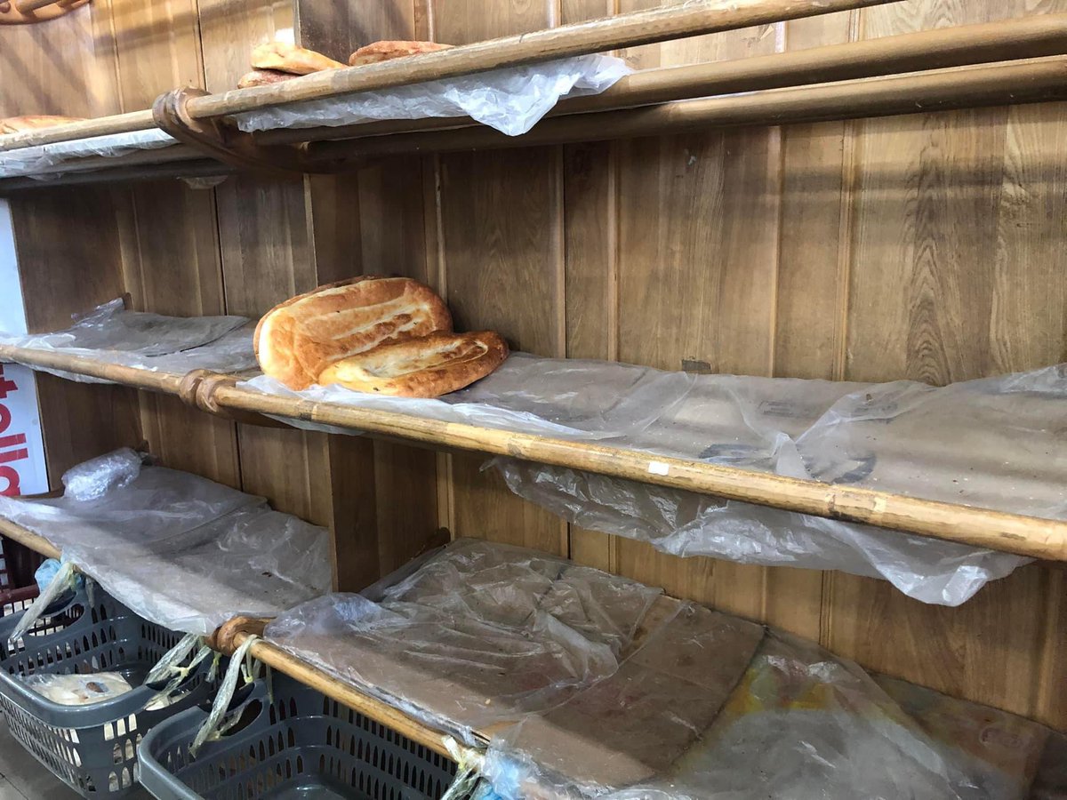 atatoyan's tweet photo. Already 25 days of #Artsakh blockage of #Azerbaijan. 30,000 children have no access to food; about 300 #children separated from families; no motherly care; no medications.There is 1 reason for Az. authorities-ethnic hatred; because these 120,000 people in Artsakh are #Armenians. https://t.co/MCnQOkV3G5