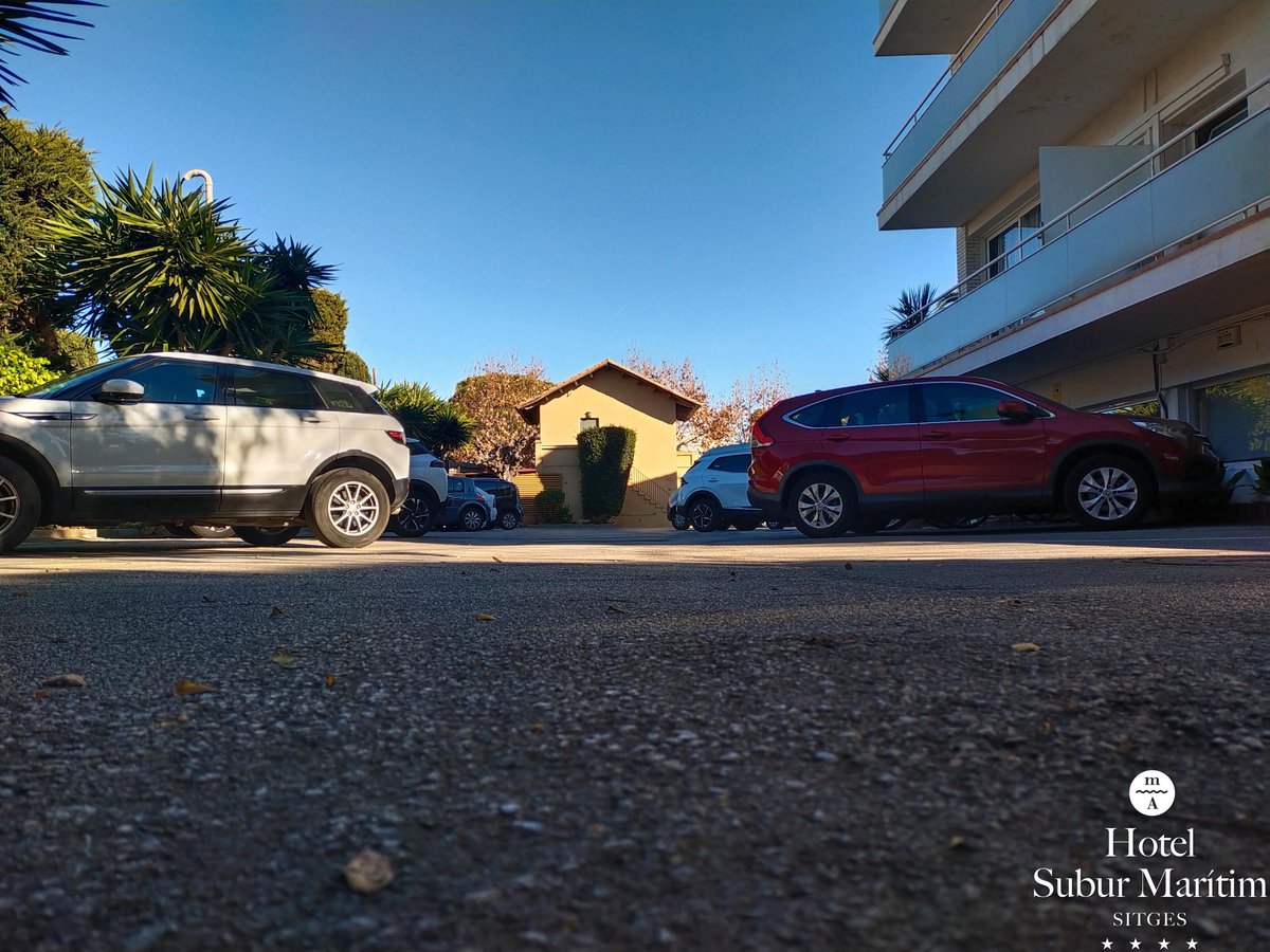 🅿 APARCA FÀCIL, APARCA GRATIS
Així de senzill, al Subur Marítim no haureu de pagar per aparcar, aparcament gratuït per als clients allotjats. Oblideu-vos de buscar lloc, i amb el que estalviareu, reserva una habitació superior!, així de fàcil...
hotelsuburmaritim.com