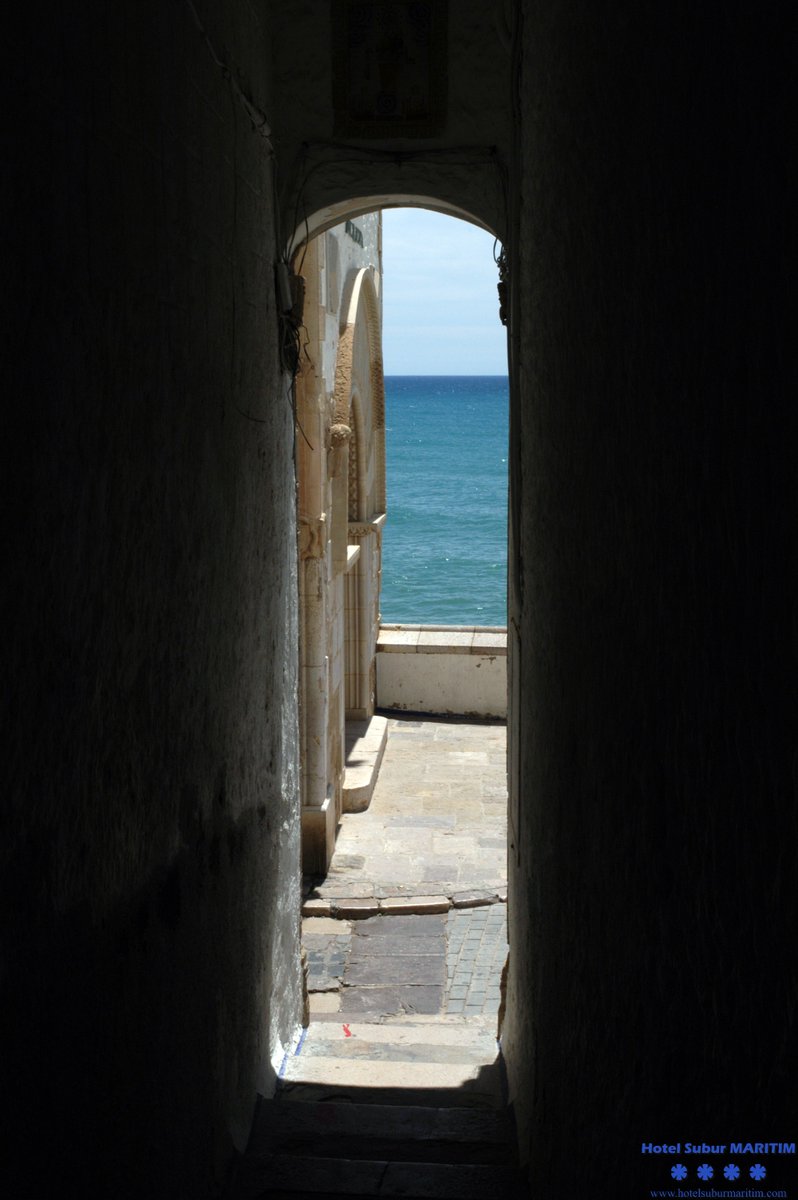 ⏳ DESPACIO Y TRANQUILAMENTE
Así es cómo hay que tomarse la visita a Sitges: Estando dispuesto a descubrir cada rincón, cada instante y momento, con tranquilidad…
hotelsuburmaritim.com