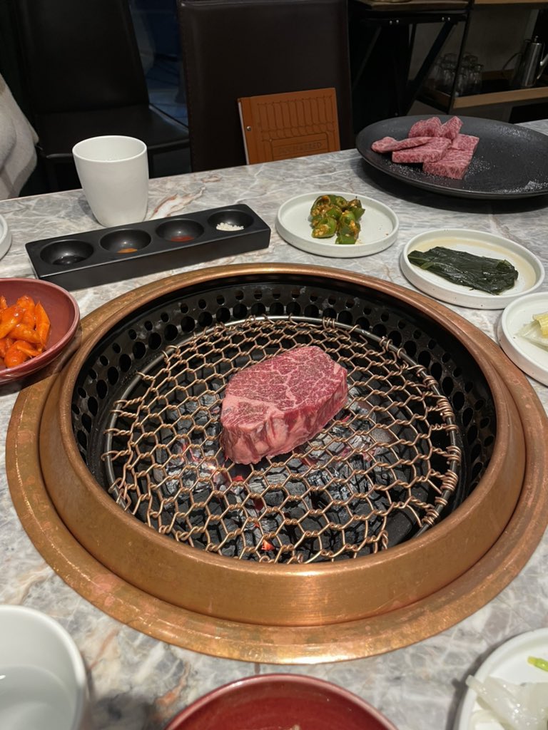 Justin Pistachio tweet media